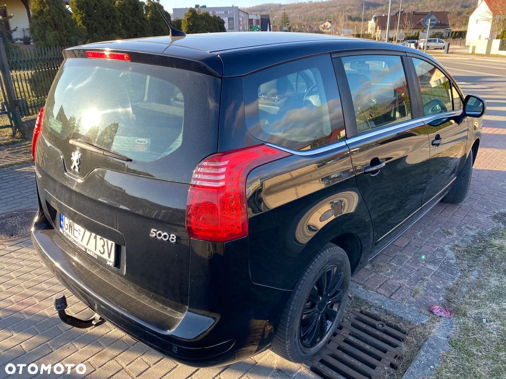 Peugeot 5008 1.6 Active - 12