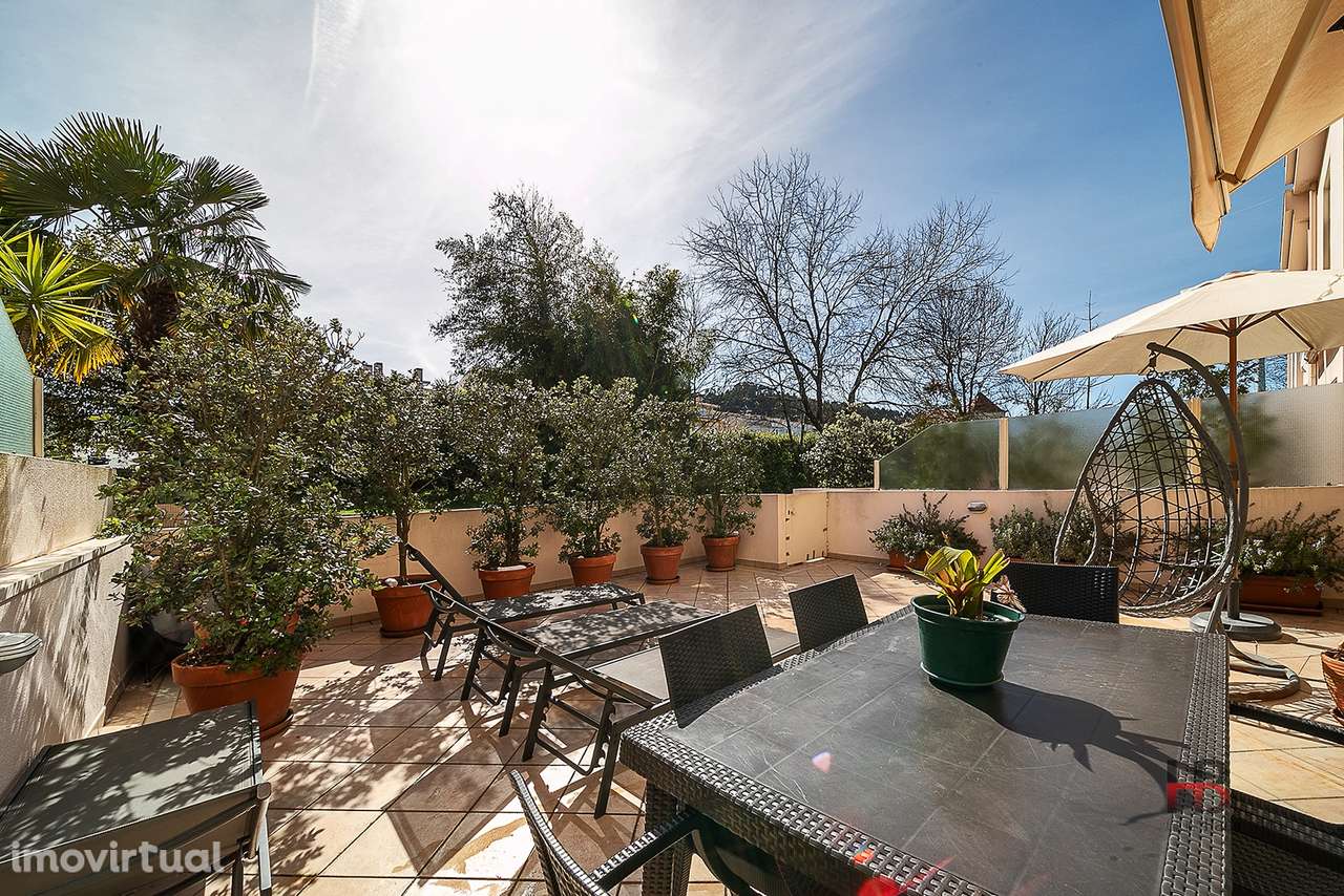 Moradia em Condomínio Fechado com Piscina - Grande imagem: 2/52