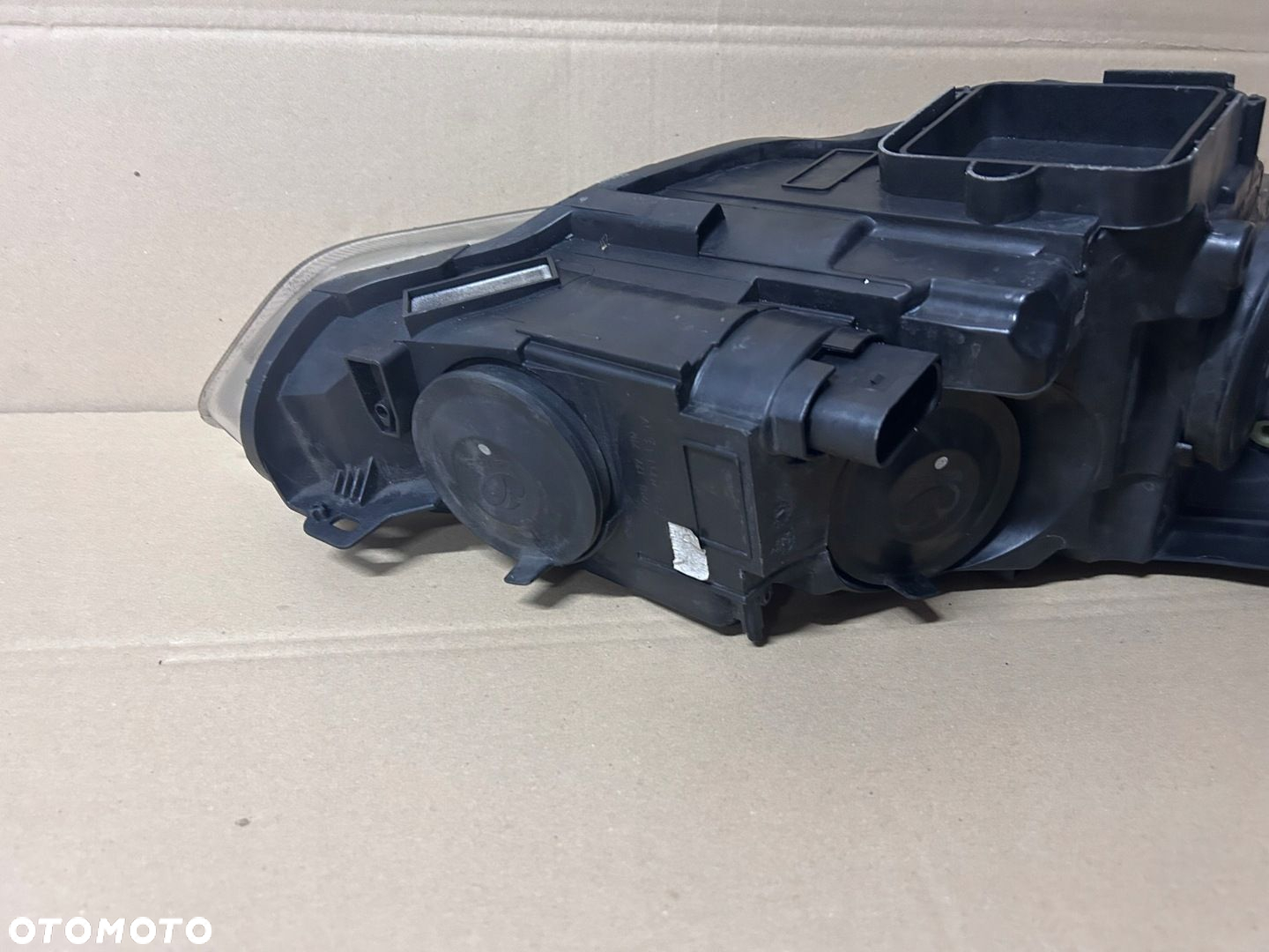 LAMPA LEWA FORD FOCUS MK3 LIFT ZWYKŁA LED CIEMNA - 8