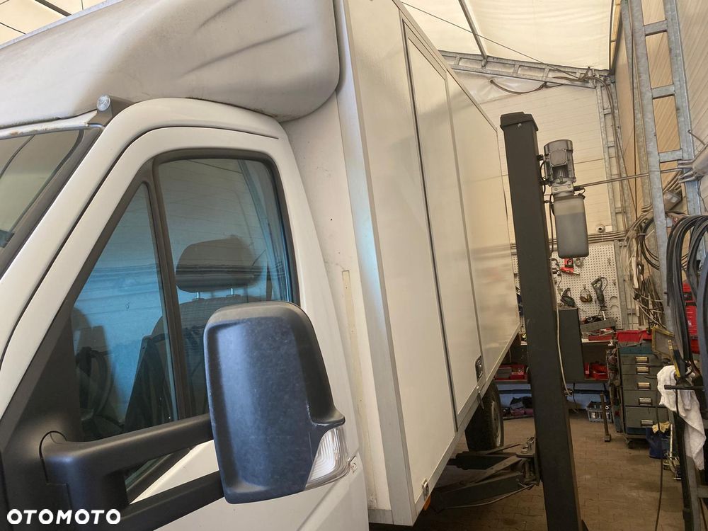 Kontener 8-europalet 4.30 metra Sprinter Crafter Master Boxer Jumper Iveco - 7