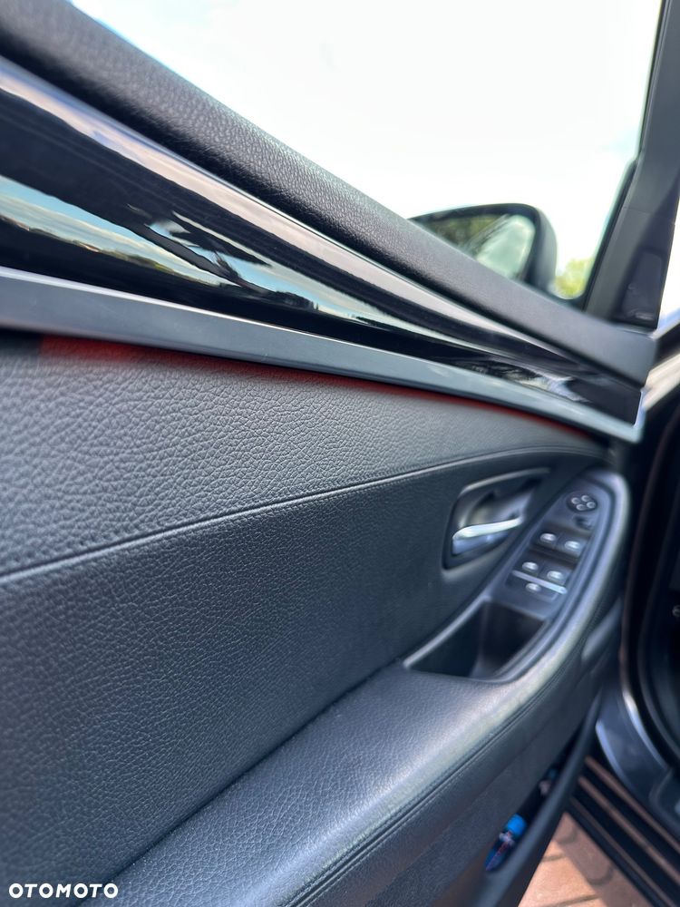 BMW Seria 5 520d - 14