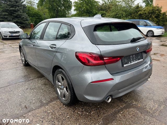 BMW Seria 1 118d Edition Metropolitan - 8