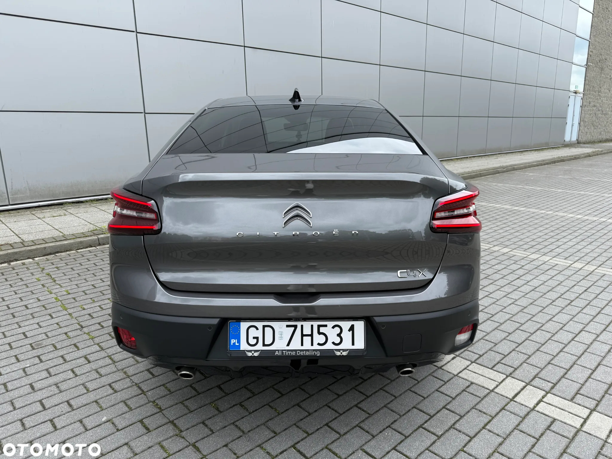 Citroën C4 1.2 PureTech C-Series S&S EAT8 - 7