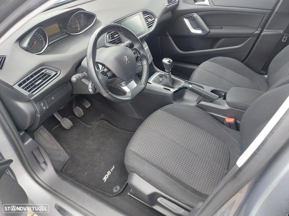 Peugeot 308 SW 1.5 BlueHDi Style - 11