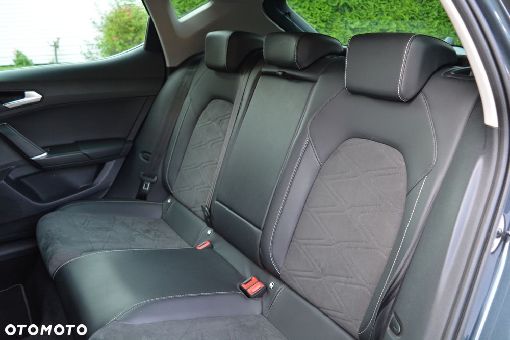 Seat Leon 2.0 TDI DSG Xcellence - 26
