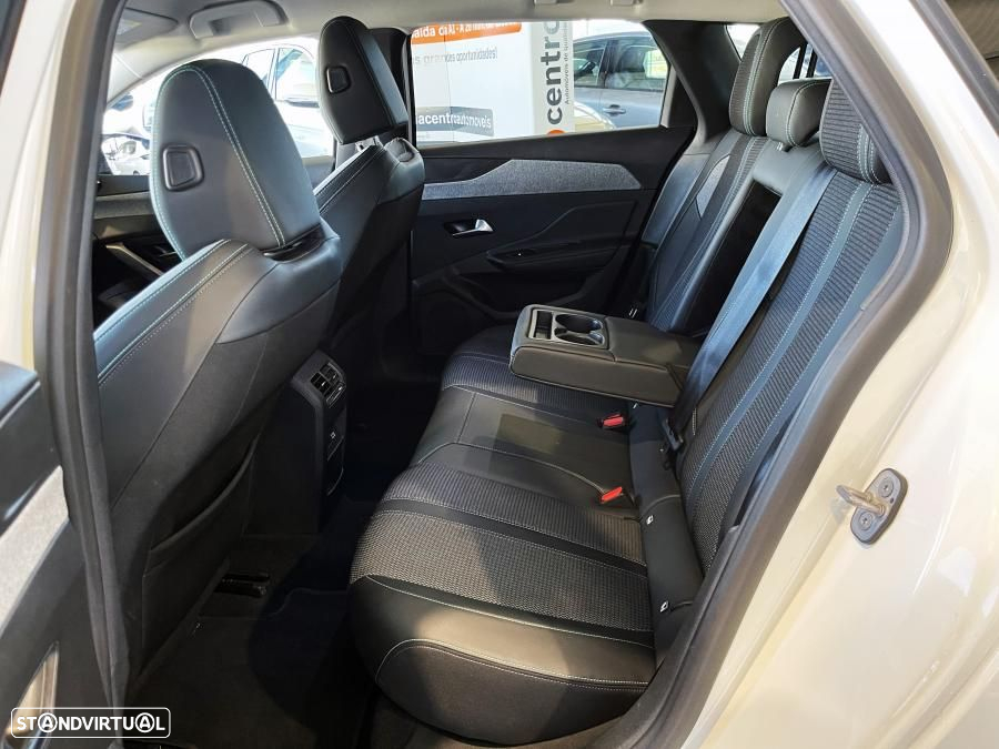 Peugeot 308 SW 1.2 PureTech Allure Pack - 25