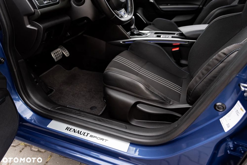 Renault Megane ENERGY TCe 205 EDC GT - 20