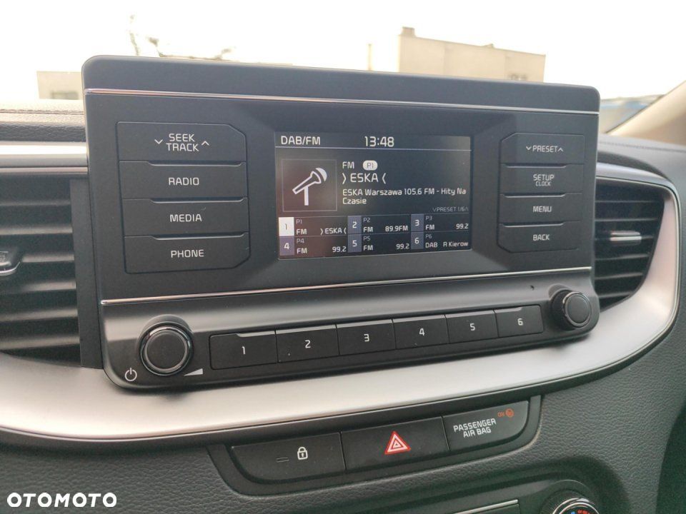 Kia Ceed - 11