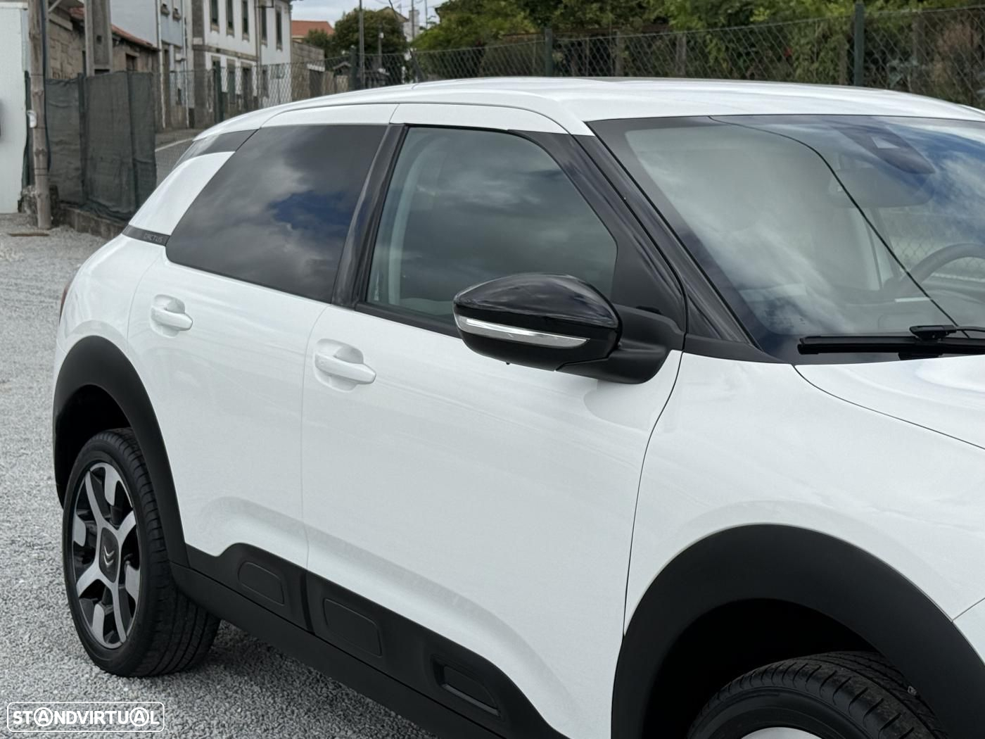 Citroën C4 Cactus 1.2 PureTech Shine - 18