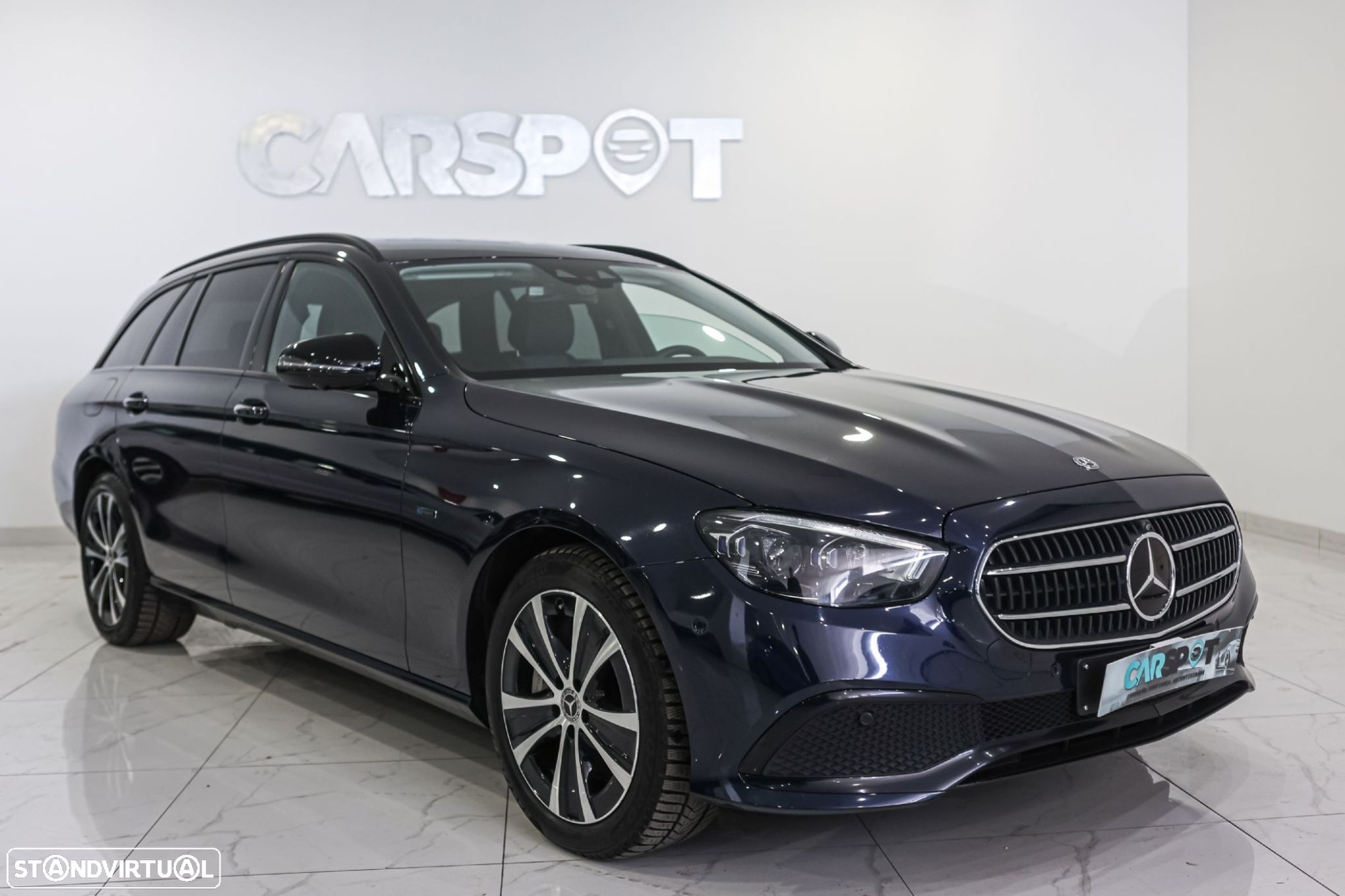 Mercedes-Benz E 300 de AMG Line - 1