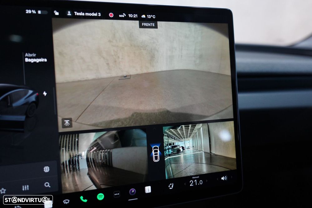 Tesla Model 3 - 16