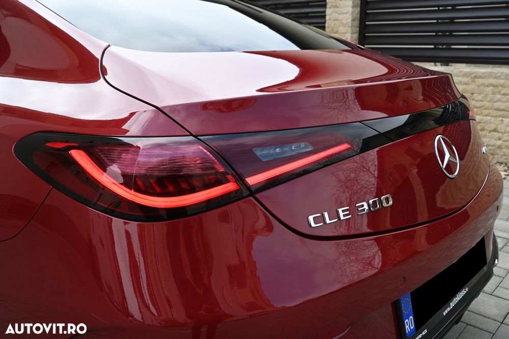 Mercedes-Benz CLE 300 4MATIC Aut. MHEV - 24