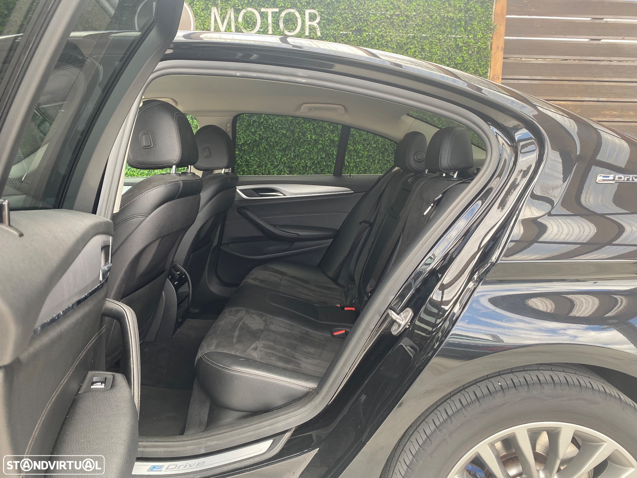 BMW 530 e iPerformance Line Luxury - 23