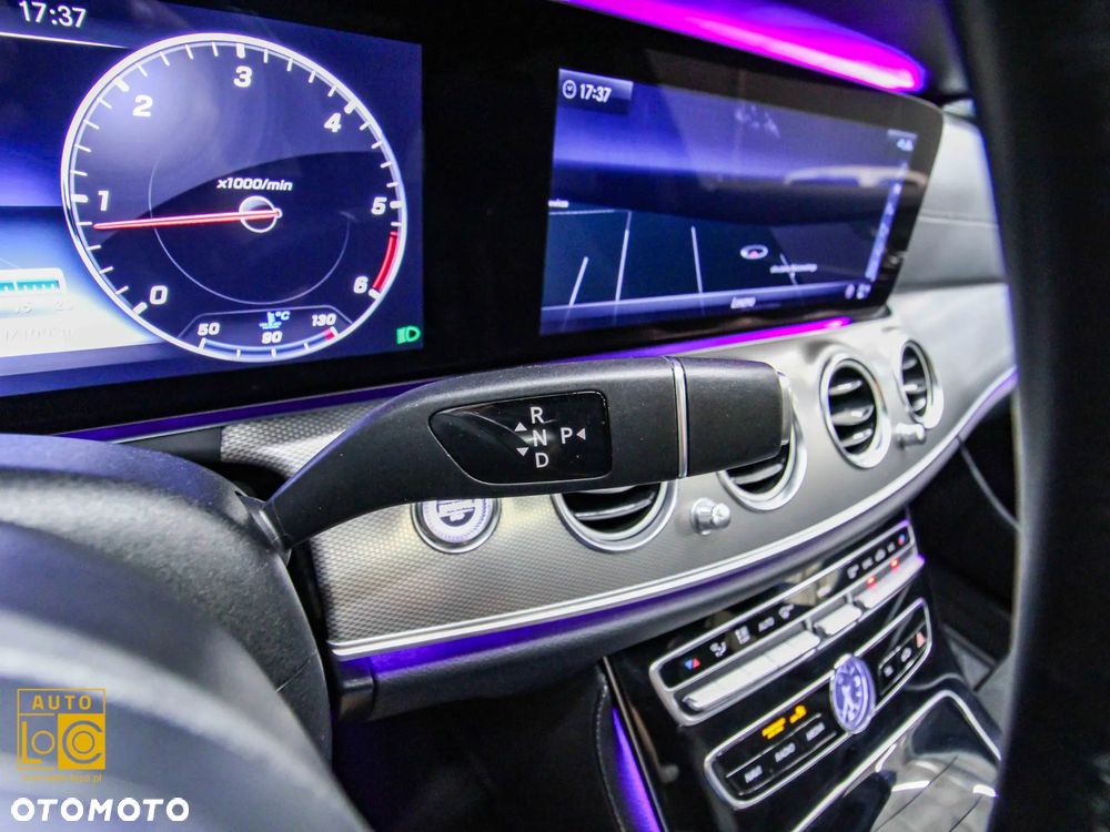 Mercedes-Benz Klasa E 220 d 4-Matic Business Edition 9G-TRONIC - 30