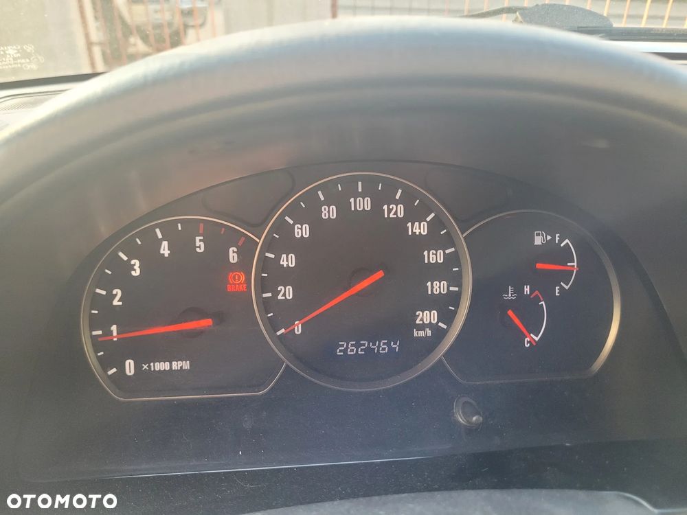 Suzuki Grand Vitara 2.0 HDi - 8