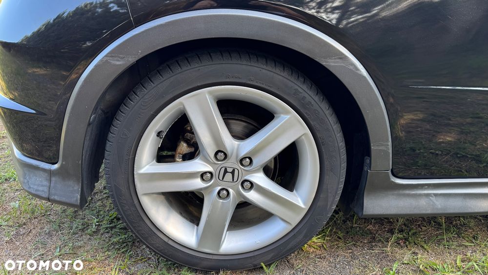 Honda Civic 1.8 LX Coupe - 7