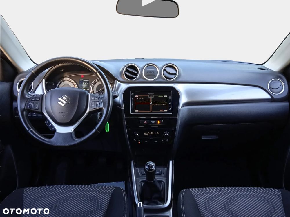 Suzuki Vitara 1.0 Boosterjet Premium 2WD - 11