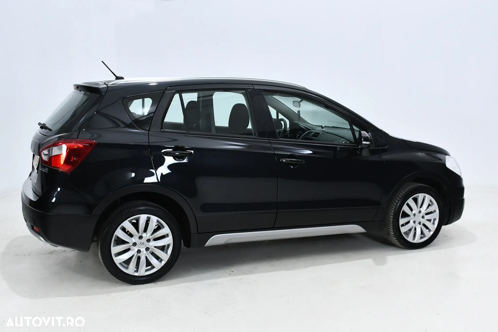 Suzuki S-Cross - 4