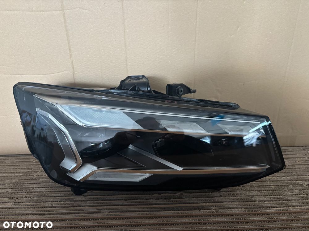 Audi SQ2 GA Lampa przednia Full Led  81A941036D - 1