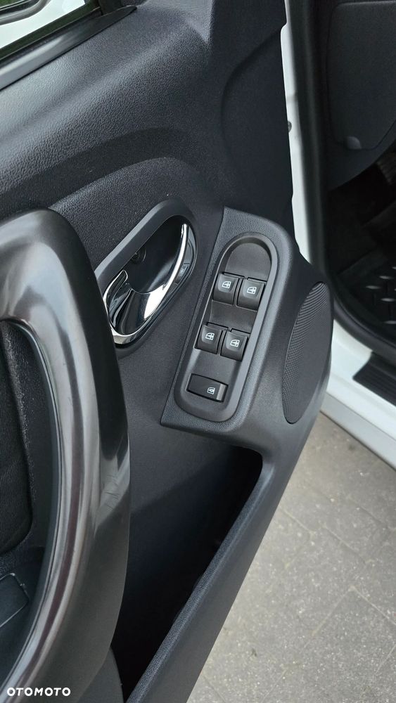 Dacia Duster 1.2 TCe Prestige - 6