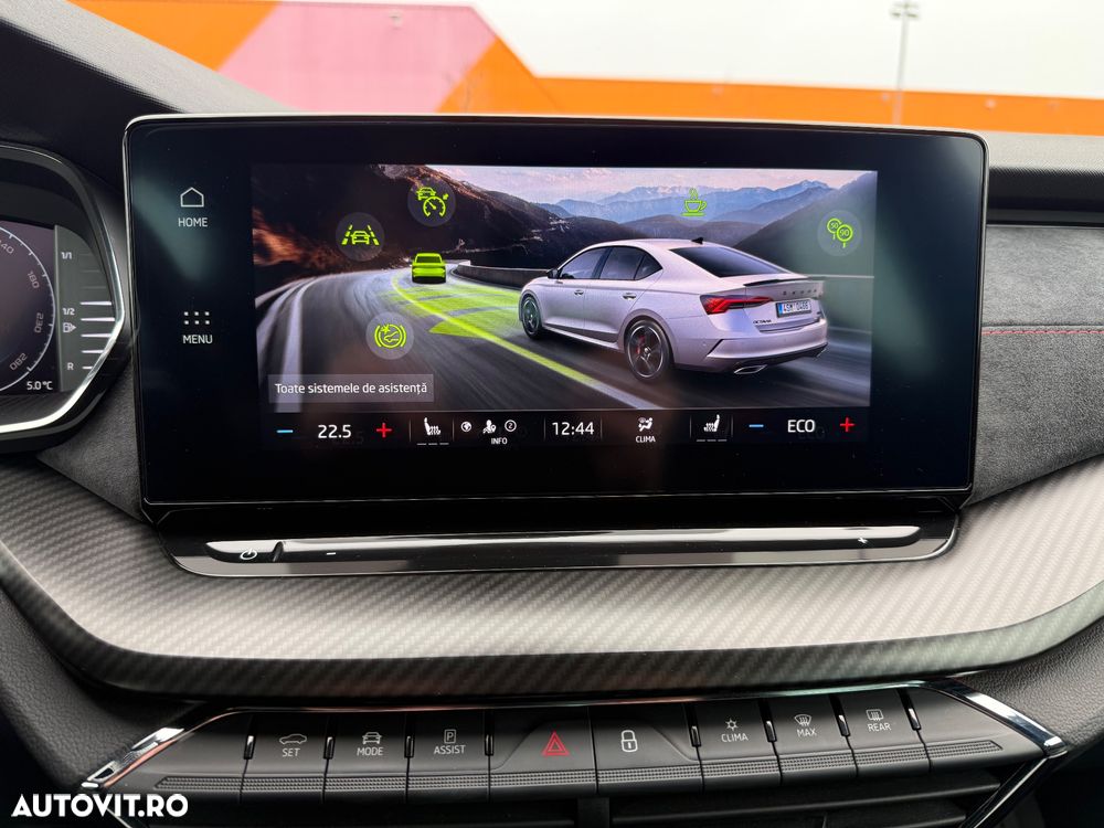 Skoda Octavia 1.4 TSI DSG RS - 17