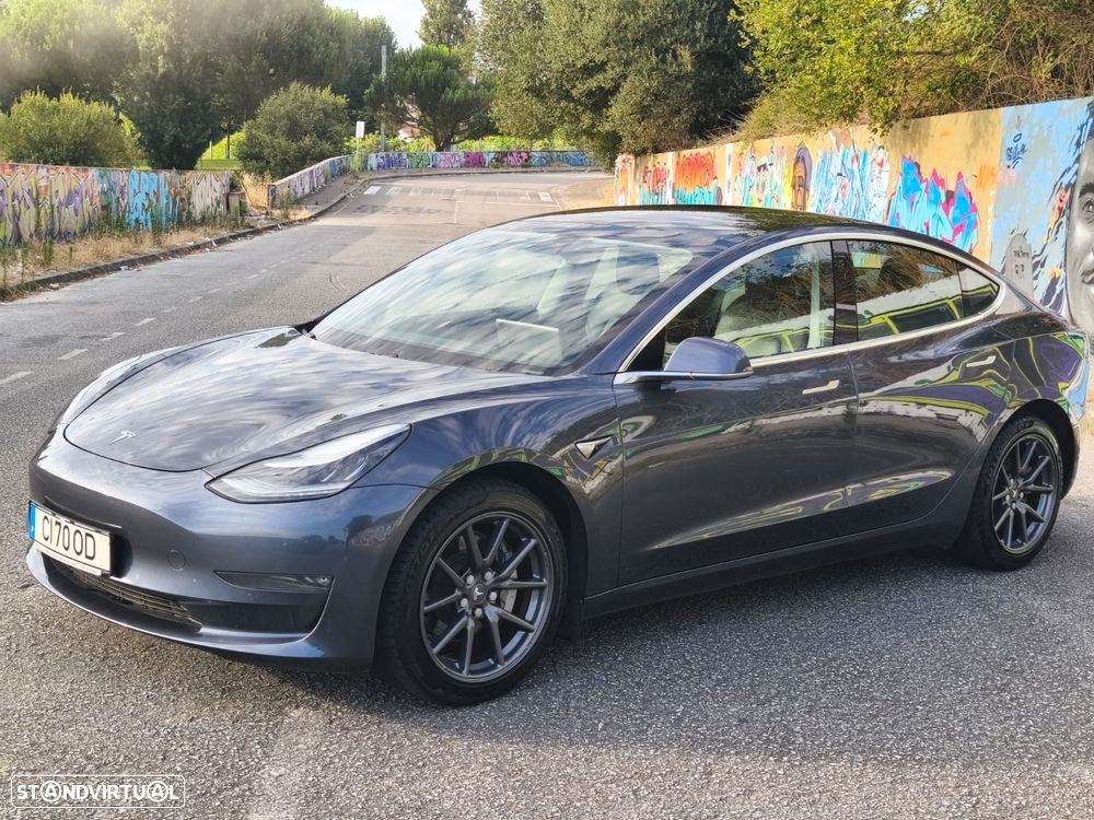 Tesla Model 3 Premium Long Range AWD Dual Motor - 19
