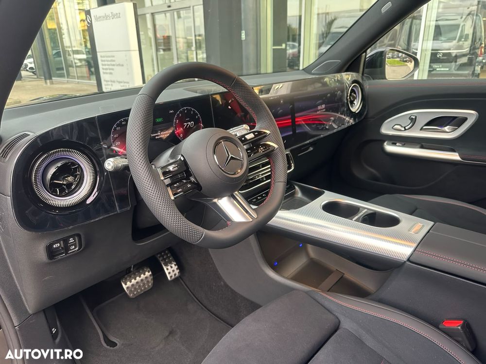 Mercedes-Benz GLB - 10