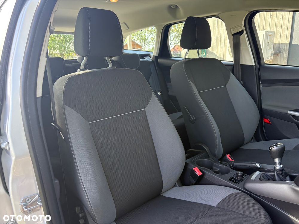 Ford Focus 1.6 TDCi Edition - 6