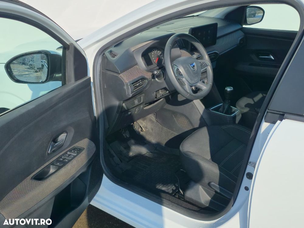 Dacia Logan TCe 90 MT6 Comfort - 14