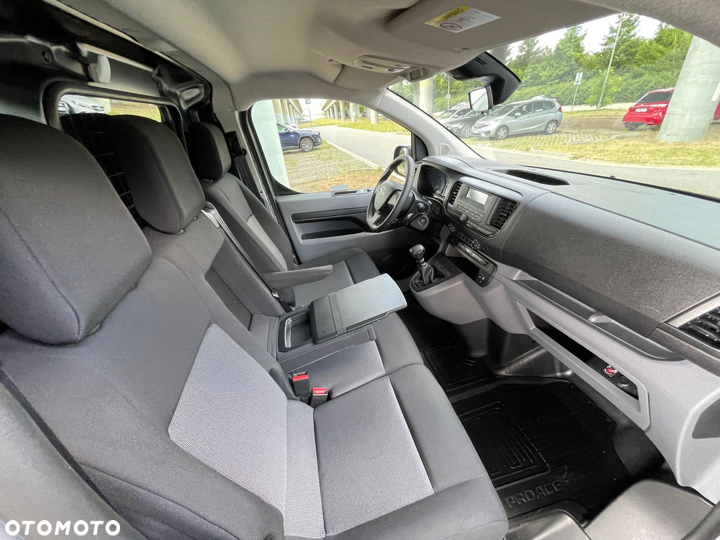 Toyota PROACE - 12