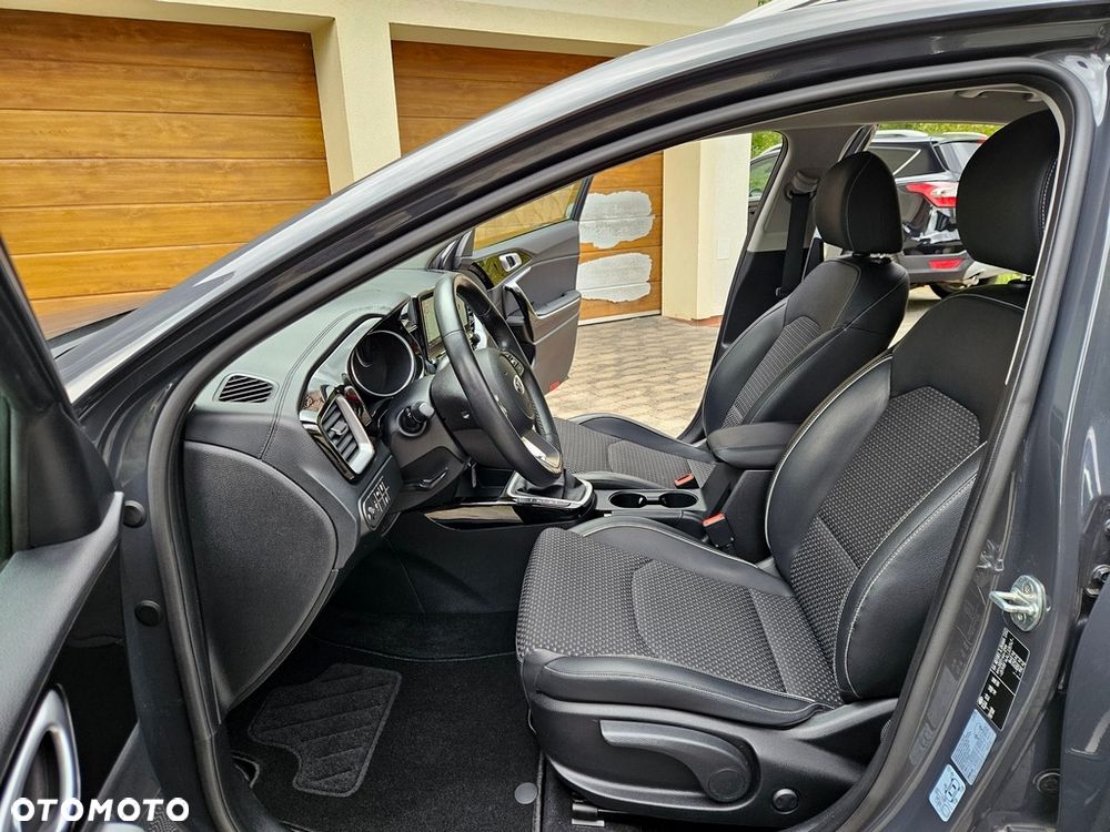 Kia XCeed - 19