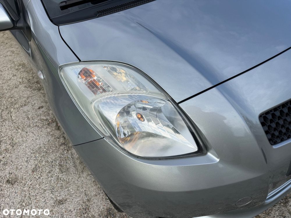 Toyota Yaris 1.0 Luna A/C - 17