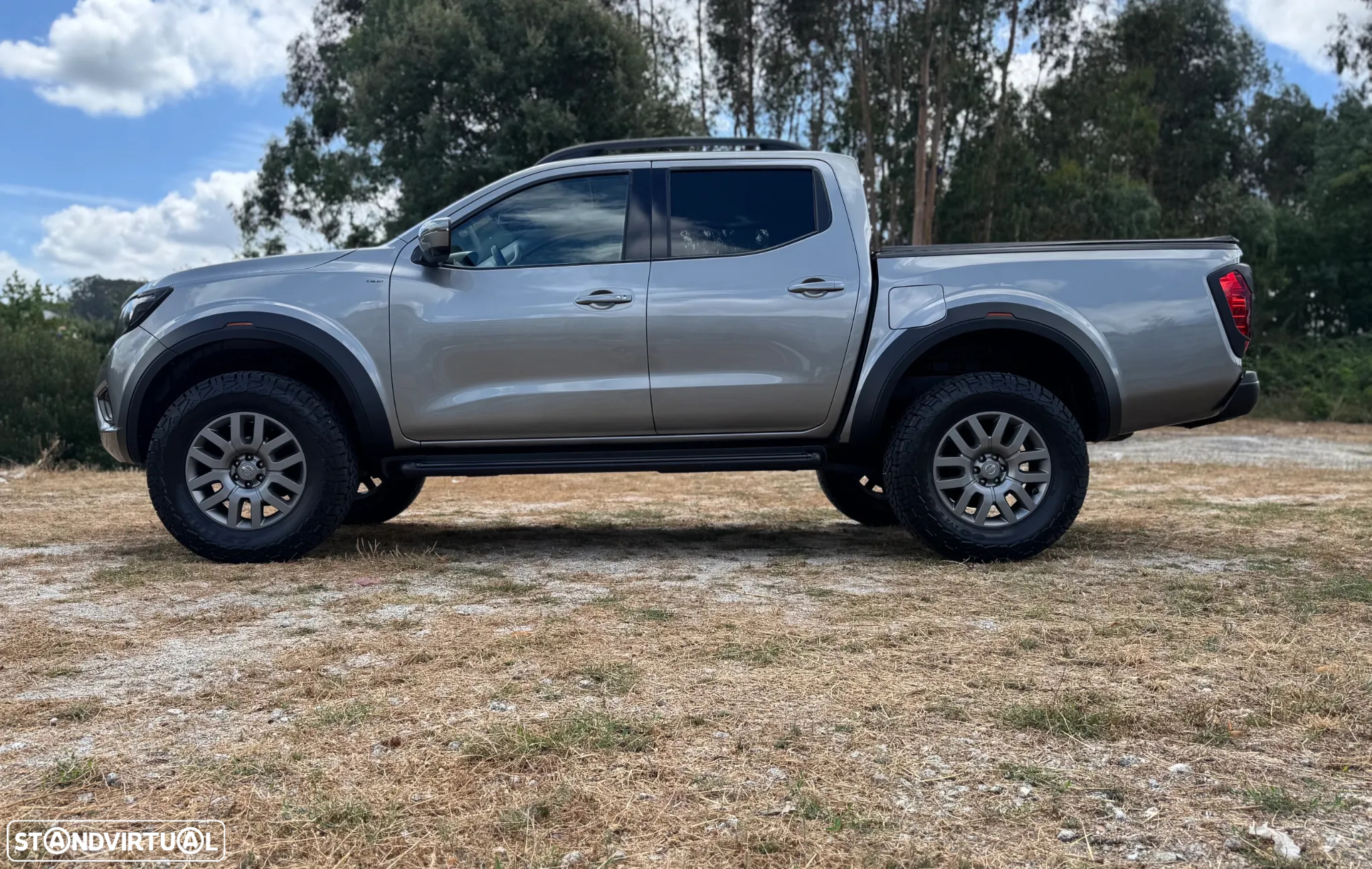Nissan Navara 2.3 dCi CD 4WD Tekna Auto - 14