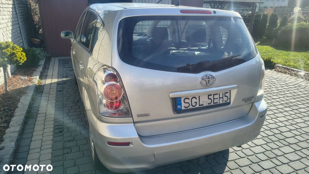 Toyota Corolla Verso 1.8 Sol + 7os - 4