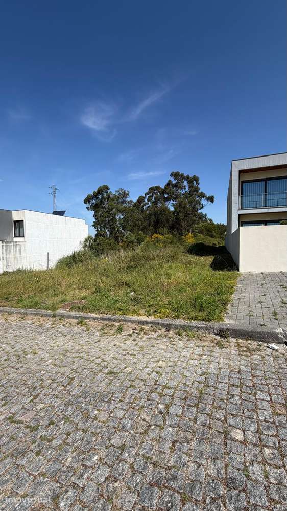 Lote para construção de moradia em Lourosa - Grande imagem: 3/17