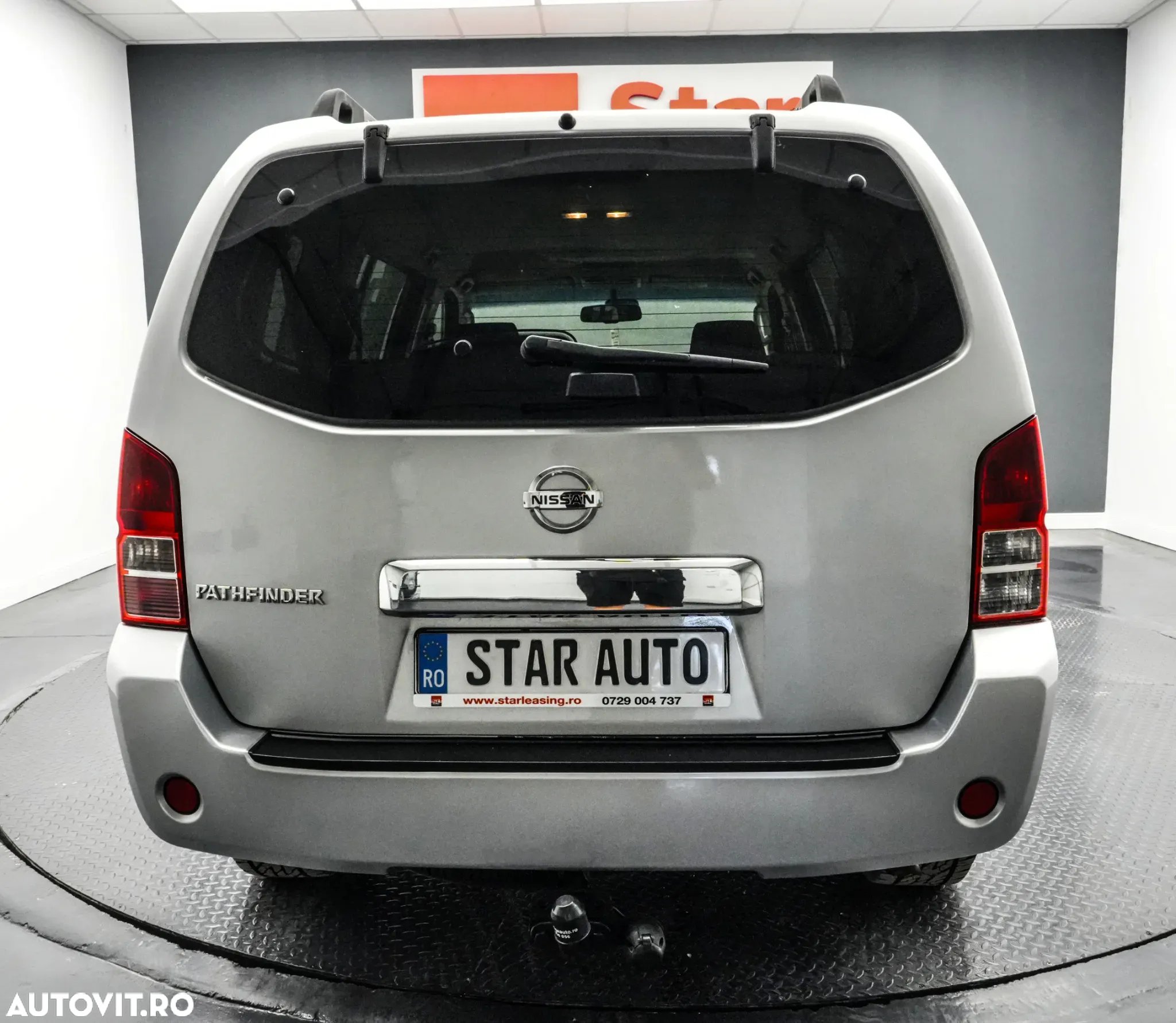 Nissan Pathfinder 2.5 dCi LE Plus - 6
