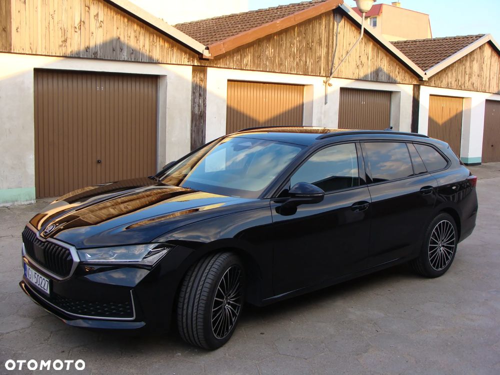 Skoda Superb 2.0 TDI DSG Selection - 2