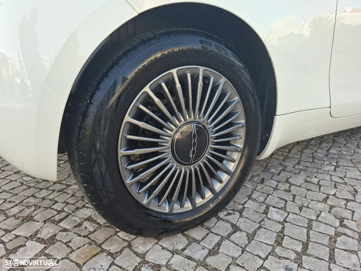 Fiat 500e Icon - 40