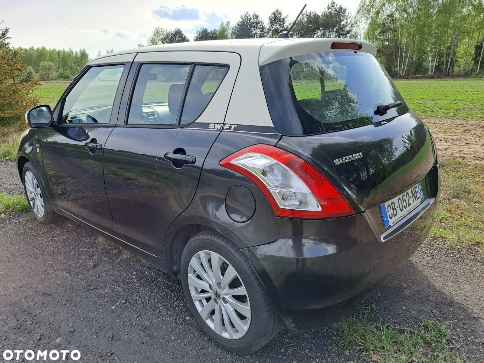 Suzuki Swift 1.3 DDiS Comfort - 4