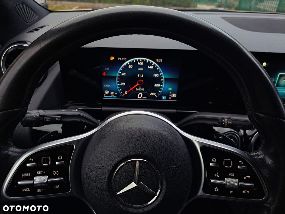 Mercedes-Benz Klasa B 180 d 7G-DCT Edition 2020 - 31