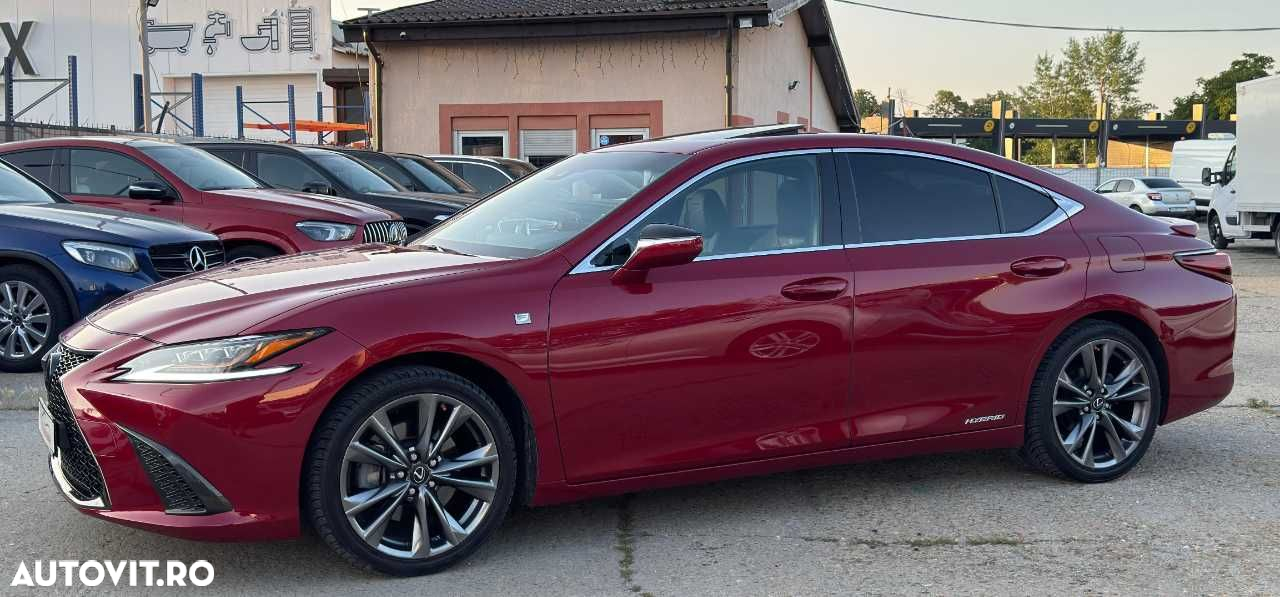 Lexus Seria ES 300h F Sport+ - 3