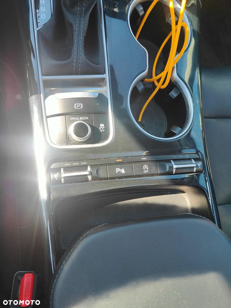 Kia Stinger - 17