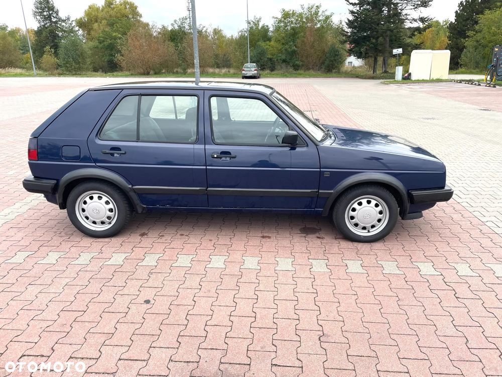 Volkswagen Golf 1.6 CL TDLLK TD - 6