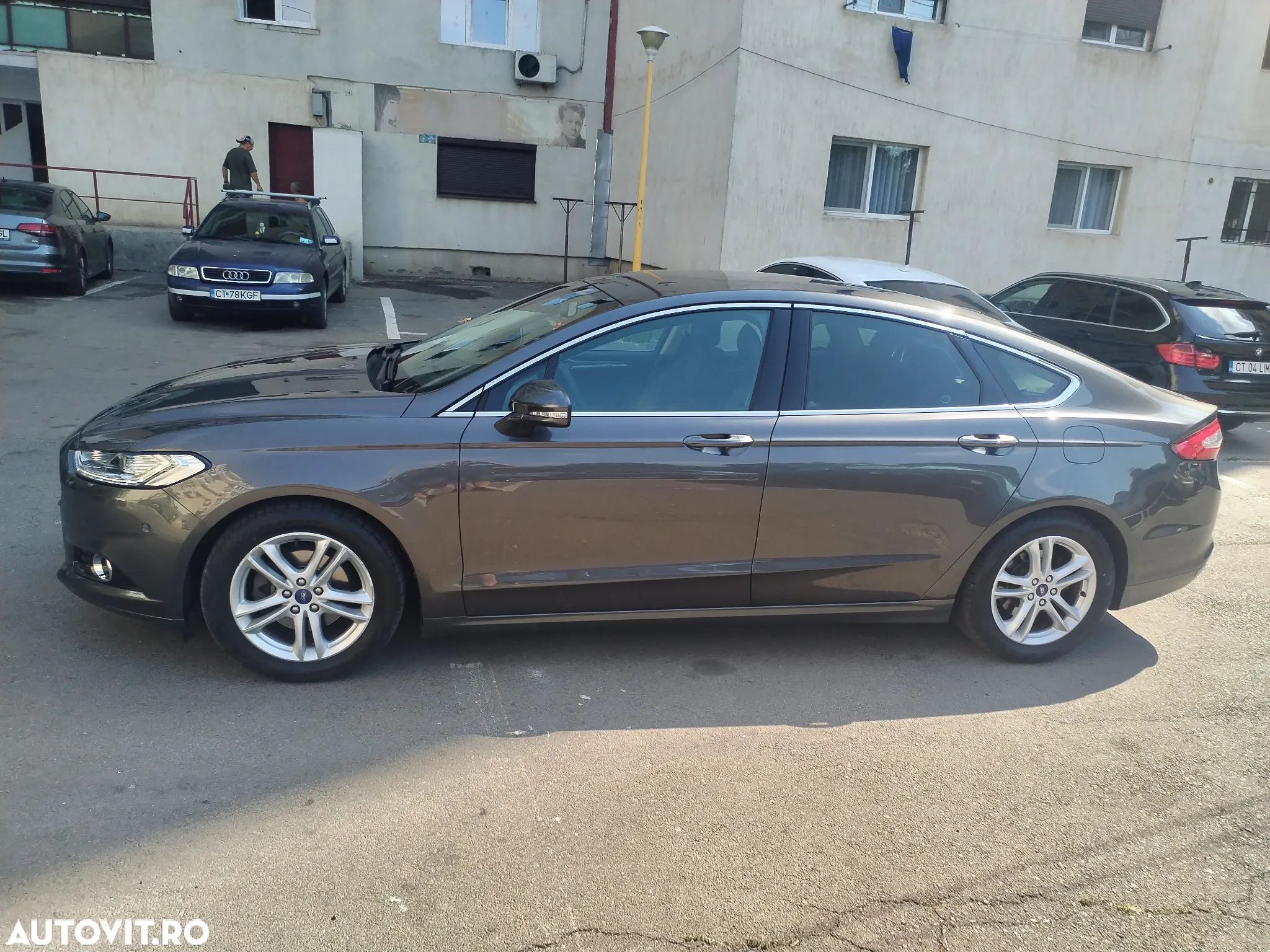Ford Mondeo 2.0 TDCi Powershift AWD Titanium - 1