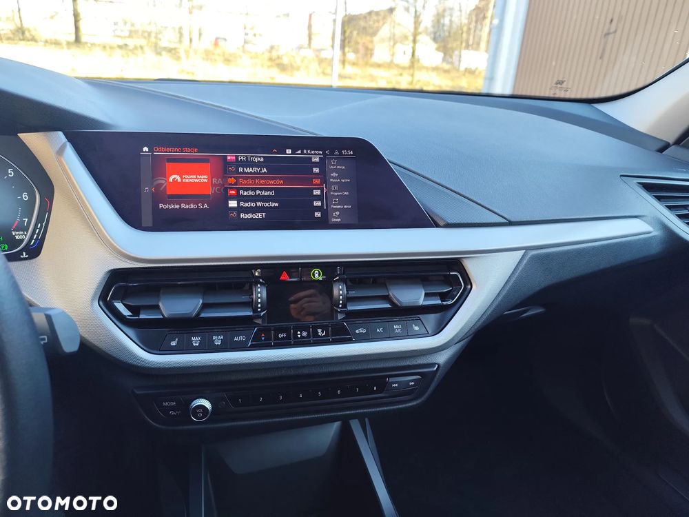 BMW Seria 1 118i GPF - 13