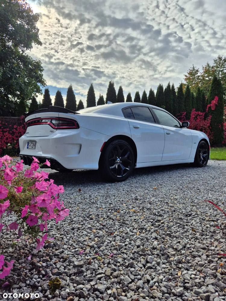 Dodge Charger - 5
