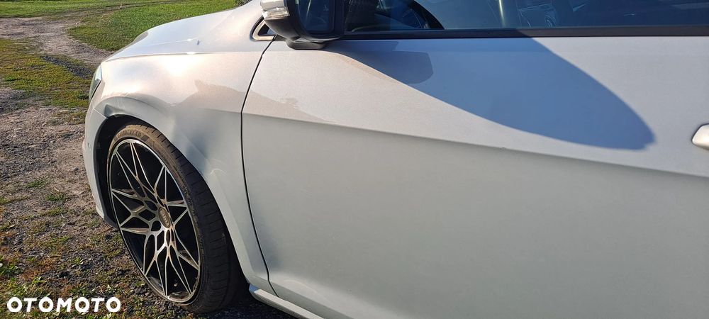 Volkswagen Golf 2.0 TDI Sound - 18
