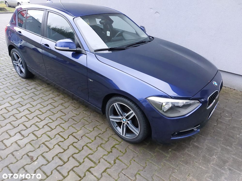 BMW Seria 1 118d Sport Line - 12