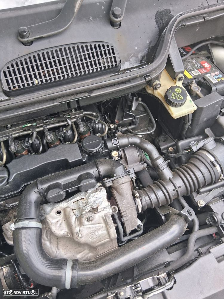 Ford Focus C-Max 1.6 TDCi Ghia CVT - 7
