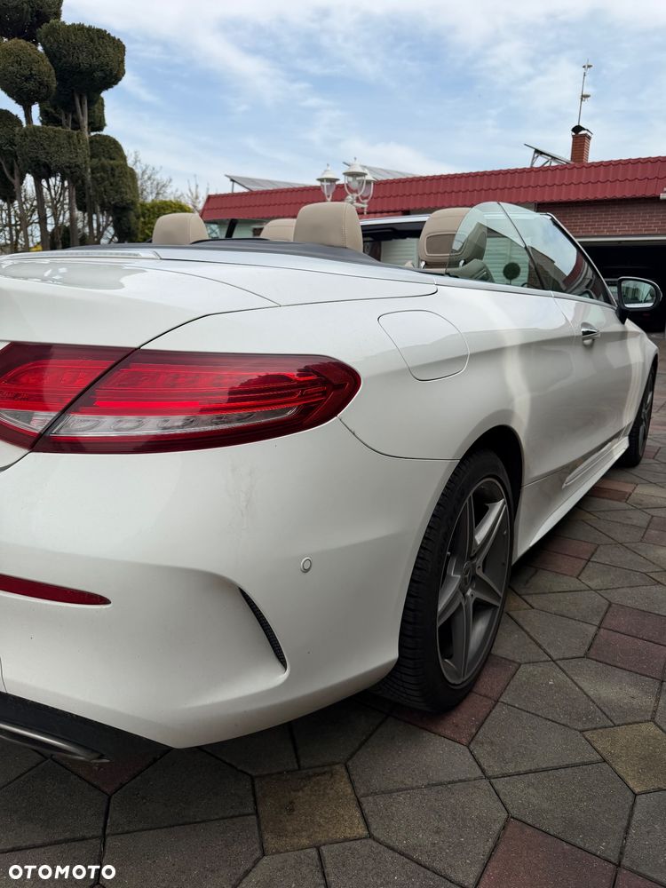 Mercedes-Benz Klasa C 300 9G-TRONIC - 4